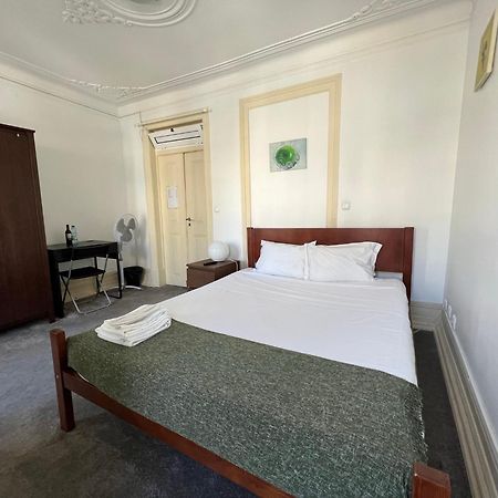 Hotel Sao Lazaro Bhuiyan Family Host à Lisboa Extérieur photo