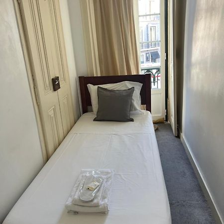 Hotel Sao Lazaro Bhuiyan Family Host à Lisboa Extérieur photo