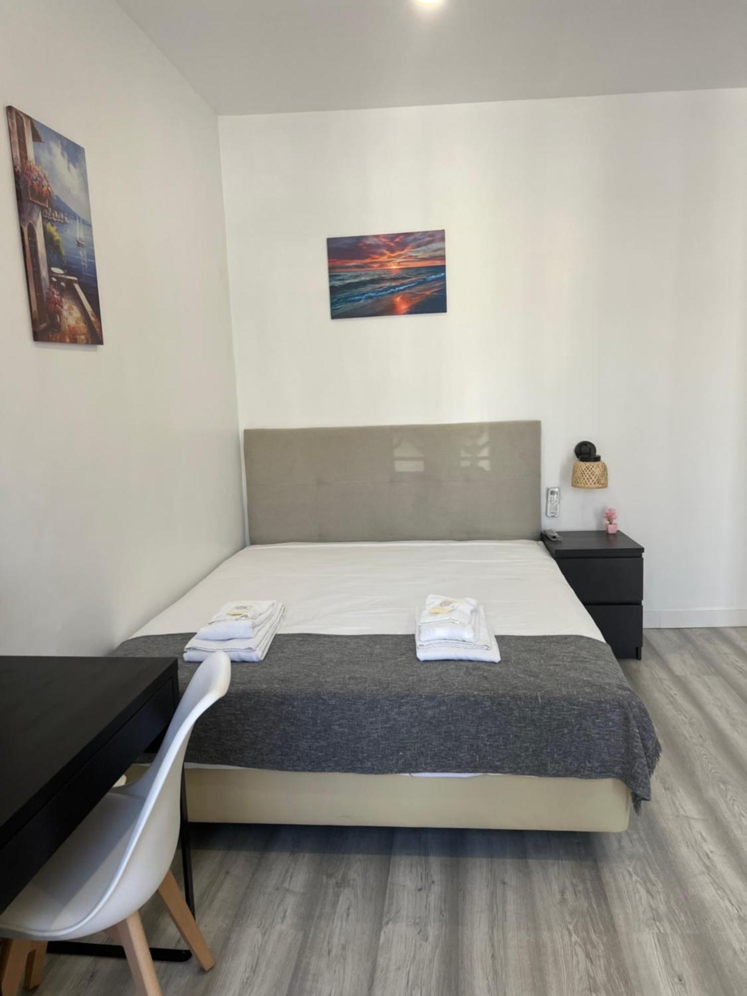 Hotel Sao Lazaro Bhuiyan Family Host à Lisboa Extérieur photo