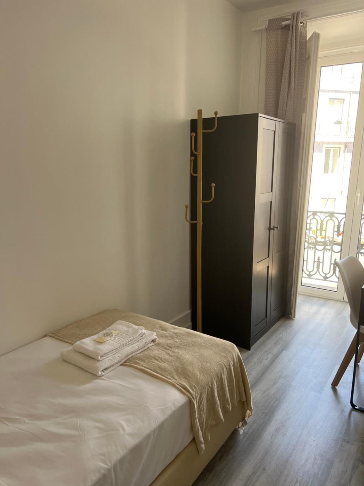 Hotel Sao Lazaro Bhuiyan Family Host à Lisboa Extérieur photo