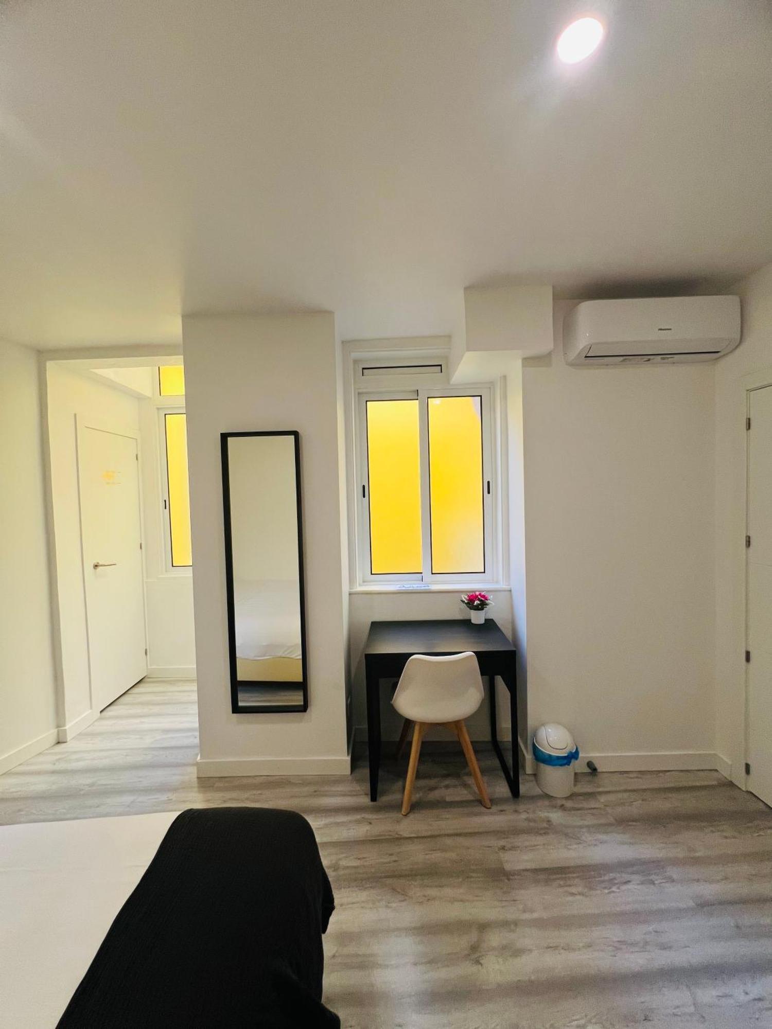 Hotel Sao Lazaro Bhuiyan Family Host à Lisboa Extérieur photo